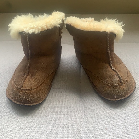 Baby UGG Boots Size Med Style 5206 Brown Winter Warm Insulated Shearling - Picture 9 of 13